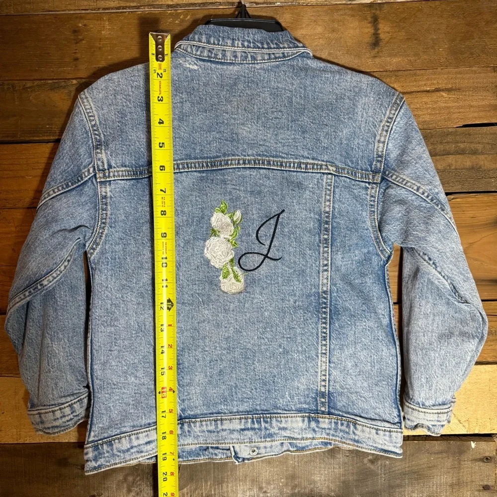 Monogram J Jean Jacket Girls size 6 Art Class‎ brand.